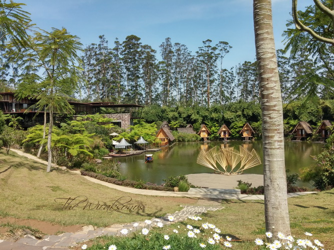 Review Dusun Bambu Lembang